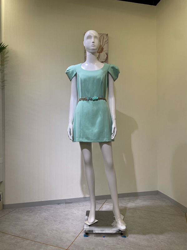 【レンタルドレス 4635】ビジュー付きフラワーモチーフベルトパワーショルダーセミフレアミニドレス グリーン【ELISABETTA FRANCHI】